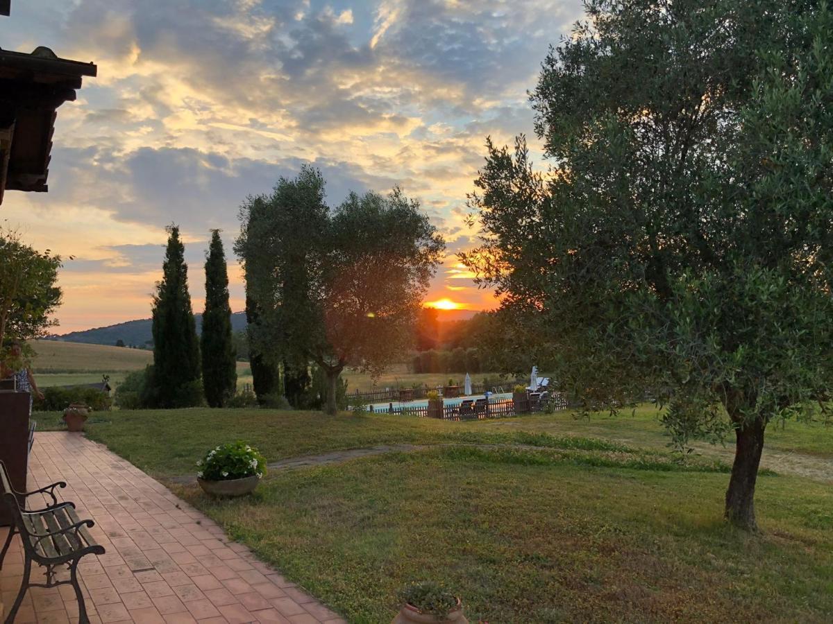 Bed And Breakfast Casale Del Sole Кастелліна-Мариттіма Екстер'єр фото