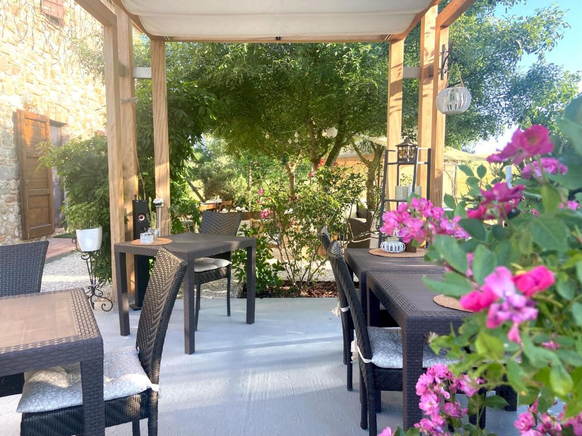 Bed And Breakfast Casale Del Sole Кастелліна-Мариттіма Екстер'єр фото