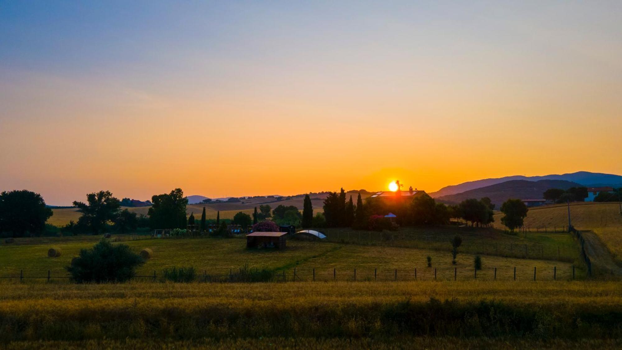 Bed And Breakfast Casale Del Sole Кастелліна-Мариттіма Екстер'єр фото